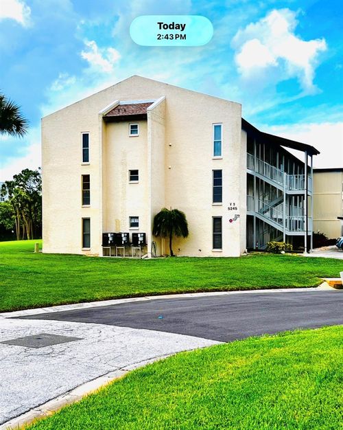 102-5245 Amulet Dr, New Port Richey, FL, 34652-3554 | Card Image
