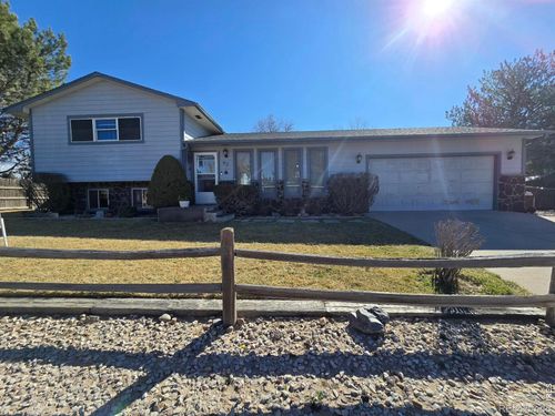 42 Canfield Ave, Fort Morgan, CO, 80701-9240 | Card Image