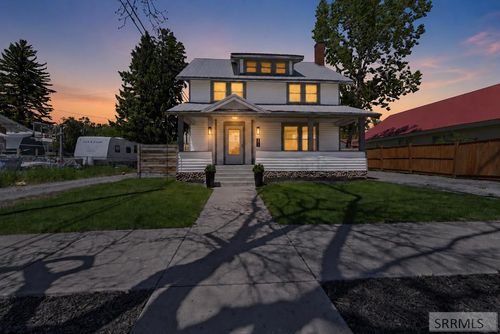 31 E 2nd N, Saint Anthony, ID, 83445-1515 | Card Image
