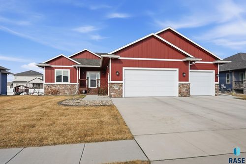 4405 S Sawtooth Trl Trail, Sioux Falls, SD, 57110 | Card Image