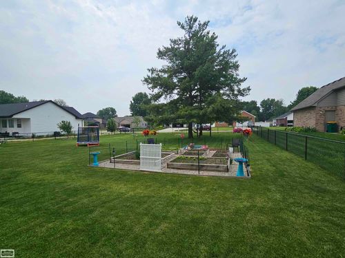 35721 Orchard Ln, Richmond, MI, 48062-5731 | Card Image
