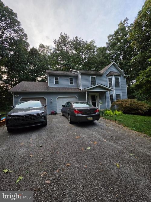 14300 Curvin Drive, STEWARTSTOWN, PA, 17363 | Card Image