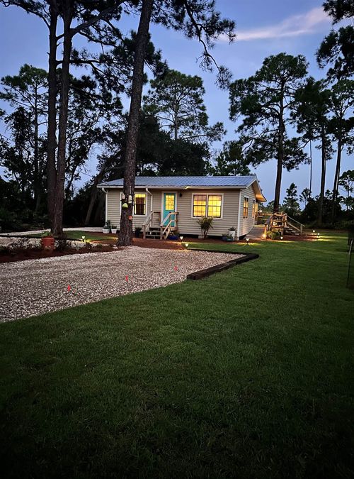 40 Lake View Dr, PANACEA, FL, 32346-5165 | Card Image
