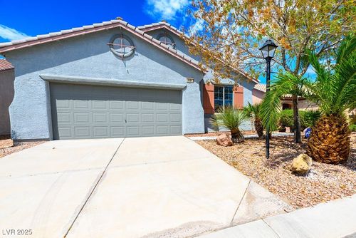 3591 Driving Range St, Las Vegas, NV, 89122-3404 | Card Image