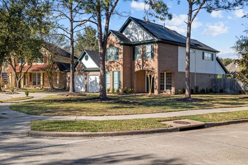 2372 Autumn Mist Ct, League City, TX, 77573-0731 | Card Image