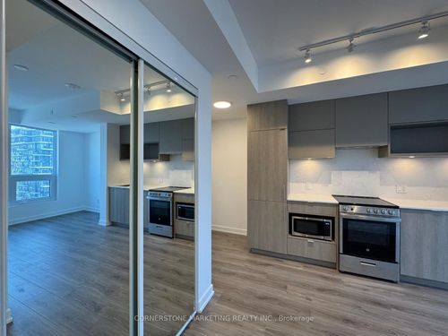 3012-100 Queen St E, Toronto, ON, M5C0B5 | Card Image