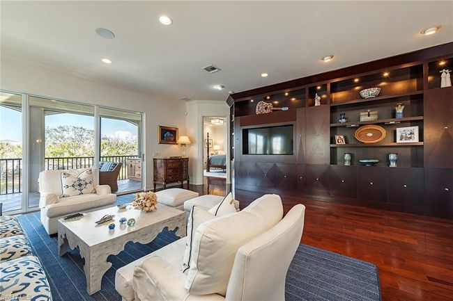 APT-201 - 5045 Blauvelt Way, Townhouse with 3 bedrooms, 3 bathrooms and 2 parking in NAPLES FL | Image 4