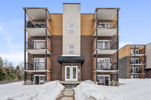 402-1785 Rue Des Herbes-Sauvages, Québec, QC, G3J0L1 | Card Image