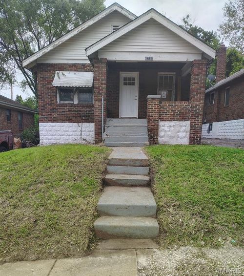 4230 Jennings Station Rd, Saint Louis, MO, 63121-3327 | Card Image