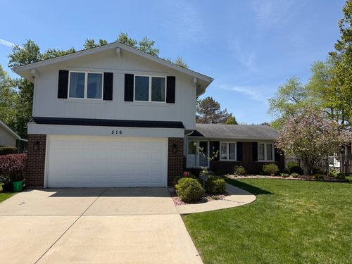516 N Beck Rd, Lindenhurst, IL, 60046-9679 | Card Image