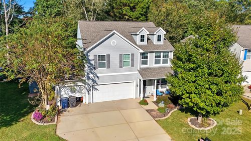 2104 Lake Vista Dr, Mount Holly, NC, 28120-9331 | Card Image