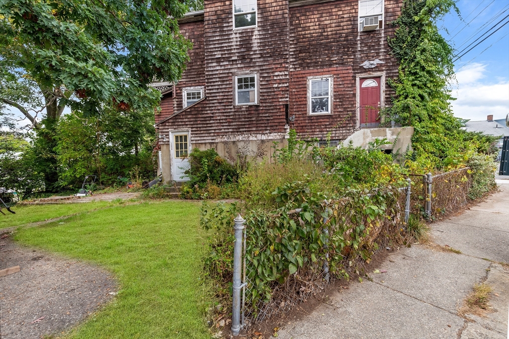 Fulton St, Medford, MA 02155