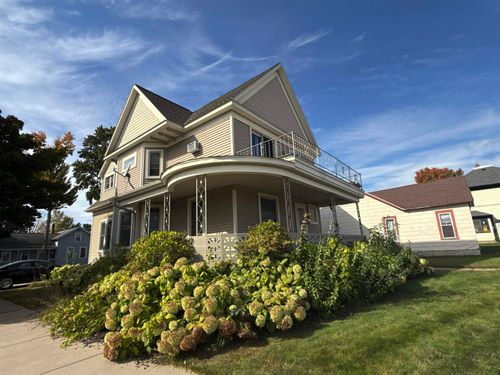 550 S 1st Ave, Wausau, WI, 54401-6006 | Card Image