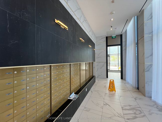 3702 - 5 Buttermill Ave, Condo with 3 bedrooms, 2 bathrooms and null parking in Vaughan ON | Image 39