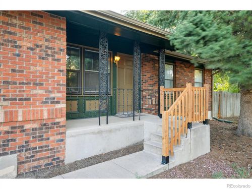 700 Riverbend Dr, Fort Collins, CO, 80524-8430 | Card Image