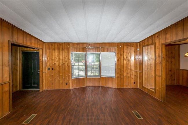 2017 S Deshon Rd, House other with 3 bedrooms, 2 bathrooms and 2 parking in lithonia GA | Image 4