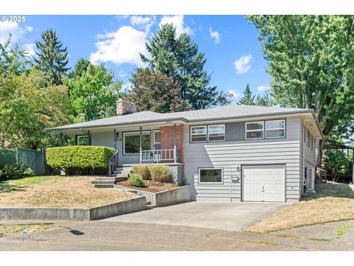 4512 Se Garrett Cir, Milwaukie, OR, 97222-5368 | Card Image