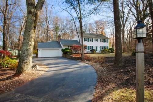 108 W Mountain Road, Simsbury, CT, 06092 | Card Image