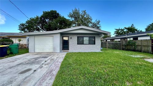 230 Nw 8th Ave, Dania Beach, FL, 33004-2735 | Card Image