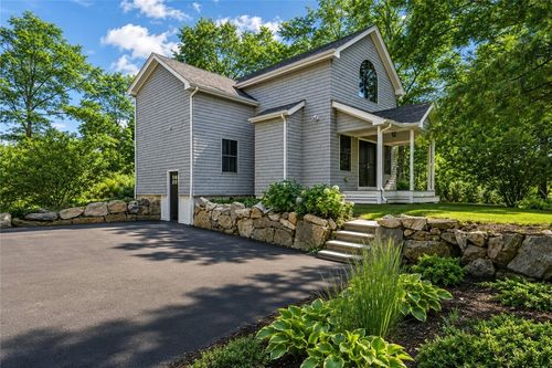 4434 S County Trl, Charlestown, RI, 02813-3626 | Card Image