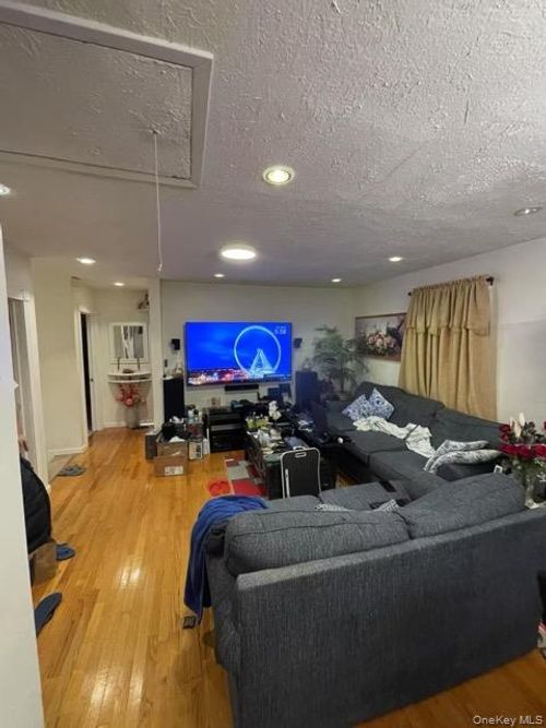 149 45th Ave, Flushing, NY, 11355-1710 | Card Image