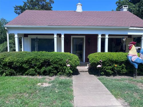 400 S Santa Fe St, Wolfe City, TX, 75496-3010 | Card Image