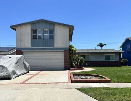 17186 Santa Catherine St, Fountain Valley, CA, 92708-3333 | Card Image