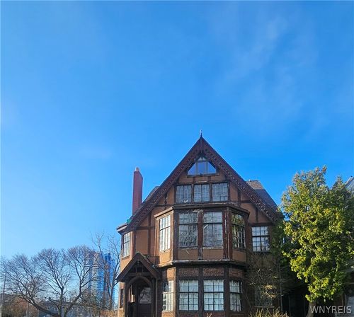 apt-3-714 Buffalo Ave, Niagara Falls, NY, 14303-1373 | Card Image