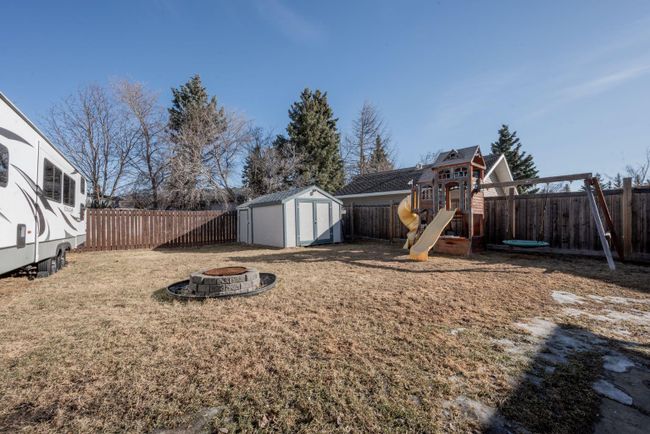 9426 76 Avenue, Home with 4 bedrooms, 2 bathrooms and 3 parking in Grande Prairie AB | Image 25