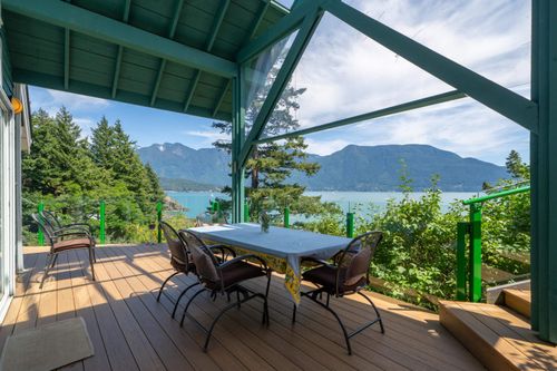 1815 Vista Road, Bowen Island, BC, V0N1G1 | Card Image