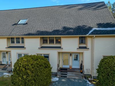 15 - 32 Academy Street, Condo with 3 bedrooms, 2 bathrooms and null parking in Franconia NH | Image 1