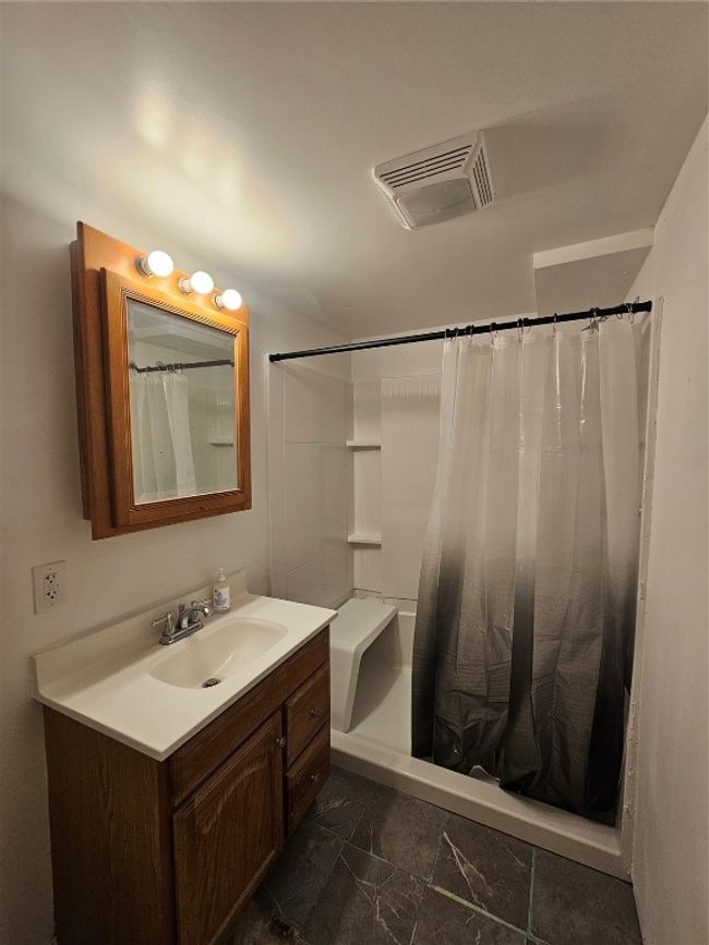 1523 Golden Valley Dr, House other with 3 bedrooms, 2 bathrooms and null parking in Bettendorf IA | Image 19