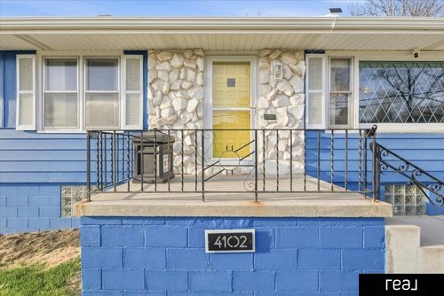4102 Marinda St, Omaha, NE, 68105-2918 | Card Image
