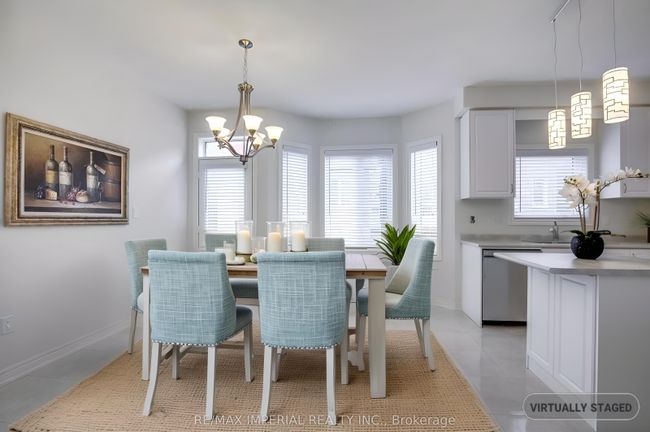 423 George Ryan Ave, House attached with 3 bedrooms, 3 bathrooms and 1 parking in Oakville ON | Image 12