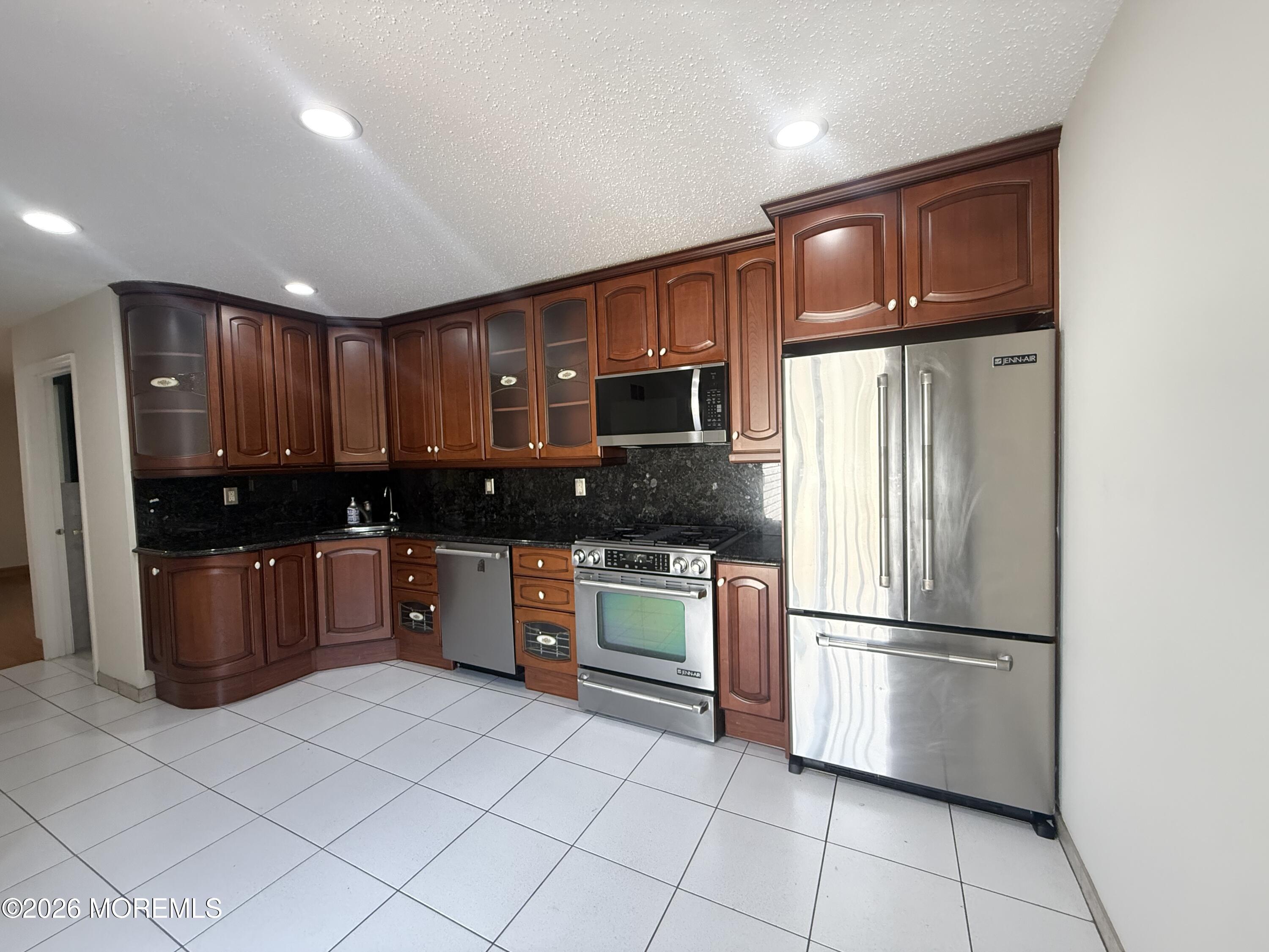 Residential Lease in Marlboro 4
