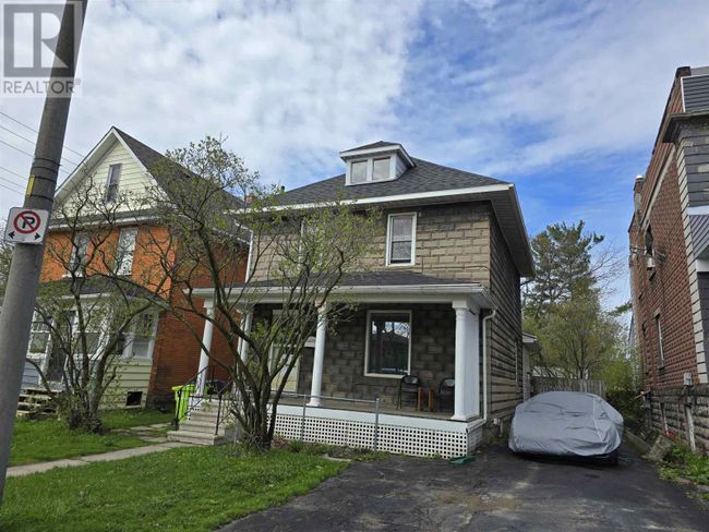 217 Brown St, Home with 3 bedrooms, 1 bathrooms and null parking in Sault Ste. Marie ON | Image 1