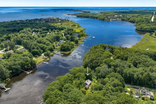 29 Ferry Ln, Biddeford, ME, 04005-9522 | Card Image