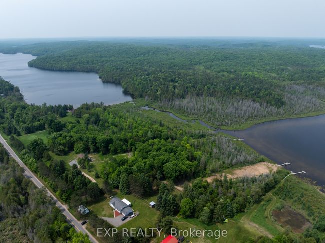 1719 E Lake Rd, House other with 4 bedrooms, 2 bathrooms and 6 parking in North Kawartha ON | Image 49