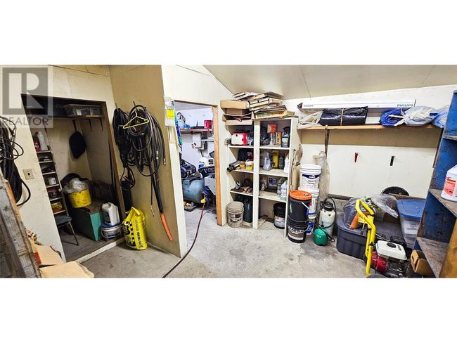 3705 Kahn Rd, House other with 4 bedrooms, 2 bathrooms and null parking in Cranbrook BC | Image 30