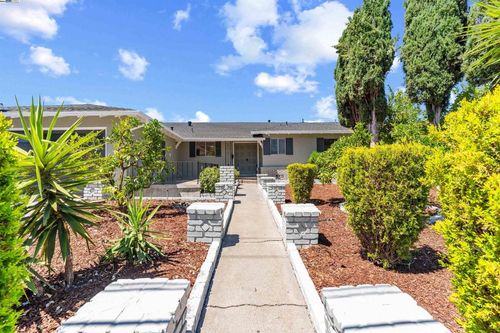4010 Boulder Dr, Antioch, CA, 94509-6233 | Card Image