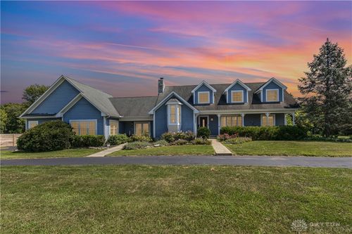 8648 Compton Rd, Waynesville, OH, 45068-9785 | Card Image