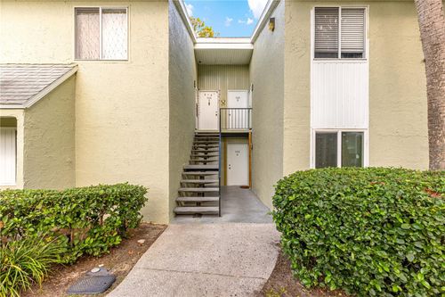 a-586 Fairways Cir, OCALA, FL, 34472-8516 | Card Image