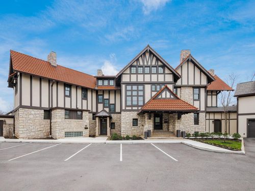 105-2015 W 5th Avenue, Columbus, OH, 43212 | Card Image