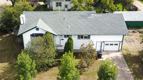 101 1 Ave Ne, Mclennan, AB, T0H2L0 | Card Image