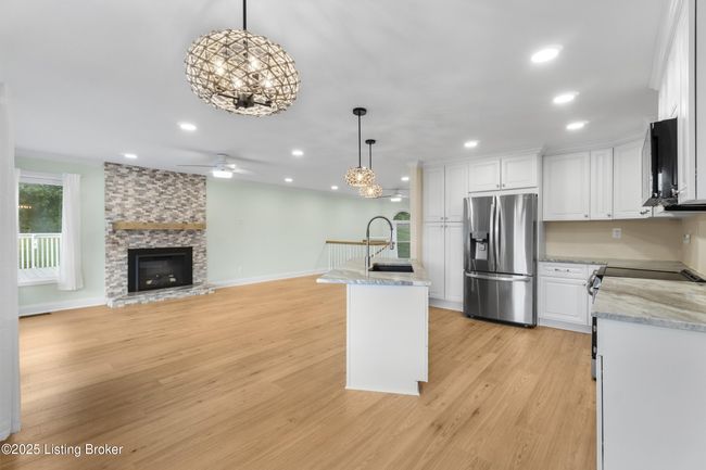 3205 Lake Pointe Ct, House other with 3 bedrooms, 4 bathrooms and null parking in Crestwood KY | Image 35