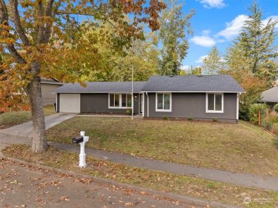 5601 N 39th, House other with 4 bedrooms, 1 bathrooms and 1 parking in Tacoma WA | Image 2