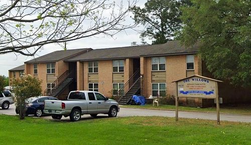 324 Webb St, Smithville, TX, 78957-8416 | Card Image