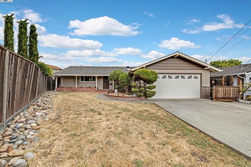3244 Barrett Ct, Castro Valley, CA, 94546-3388 | Card Image