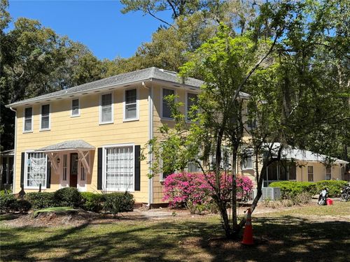 2612 Sw 2nd Ave, GAINESVILLE, FL, 32607-3106 | Card Image