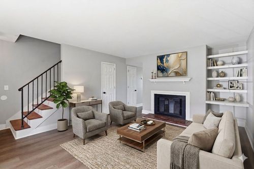 731 Fox Ridge Dr, Brentwood, TN, 37027-3903 | Card Image